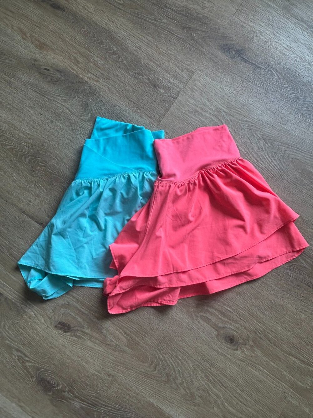 Lot of 2 Offline by Aerie Real Me Crossover Flowy Short & Flirty Short Size XL